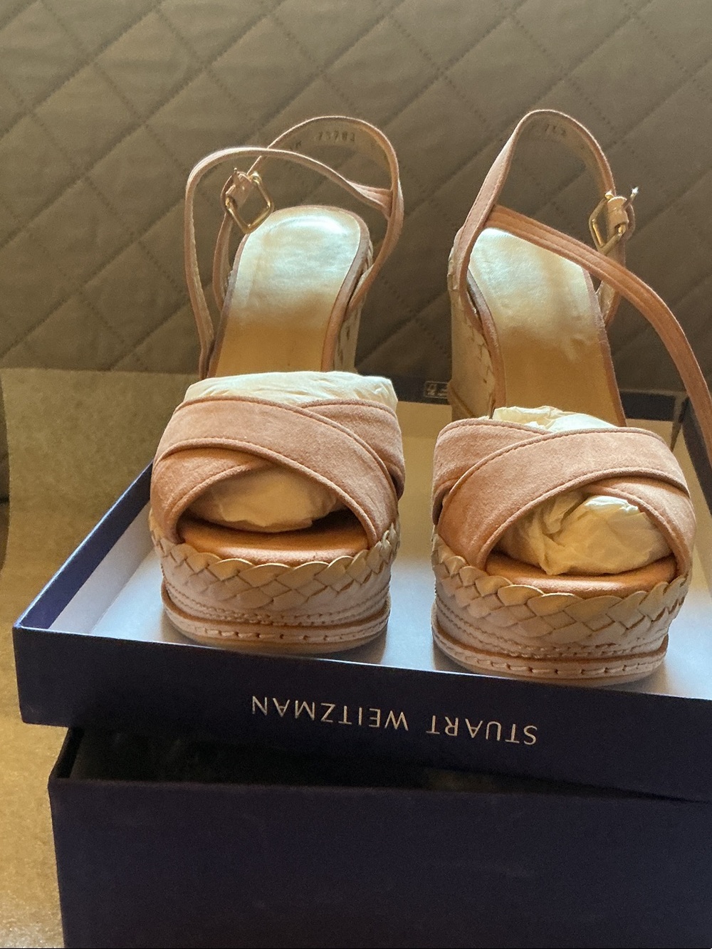 New In Box! Stuart Weitzman Peach Suede Platform Wedge Sandals